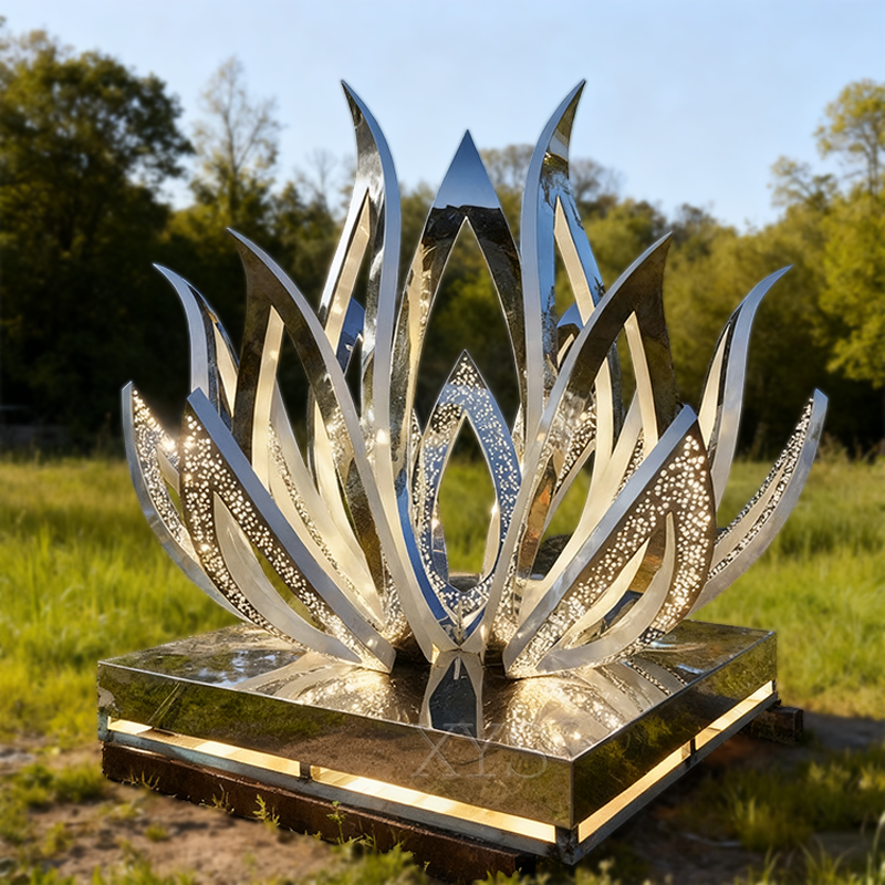 Lotus of Light Mirror Valaistu Lootusveistos